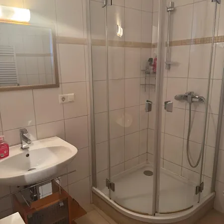 Agatha Mit Terrasse Appartement *